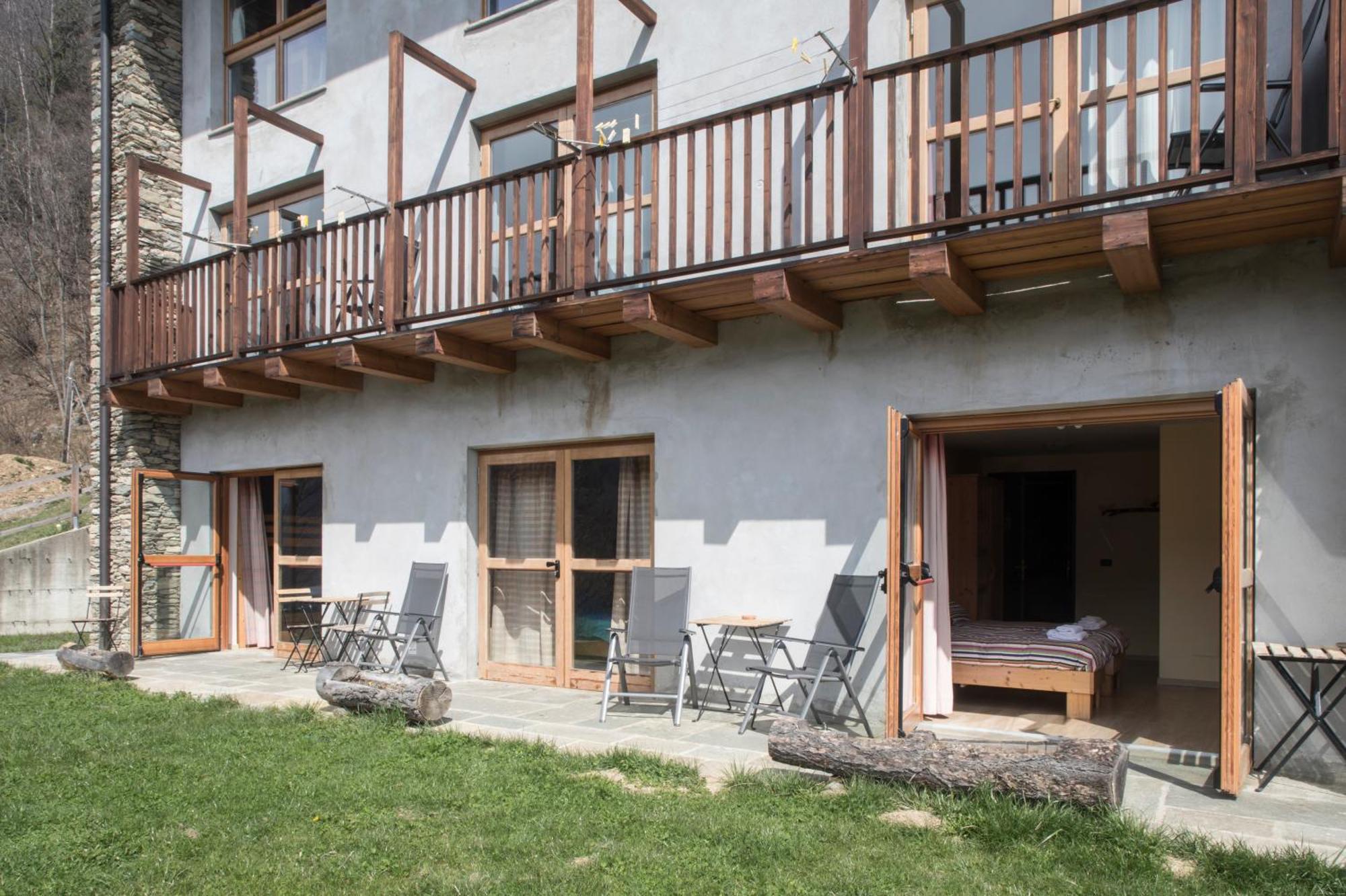 Hotel Rifugio Galaberna Ostana Exterior foto